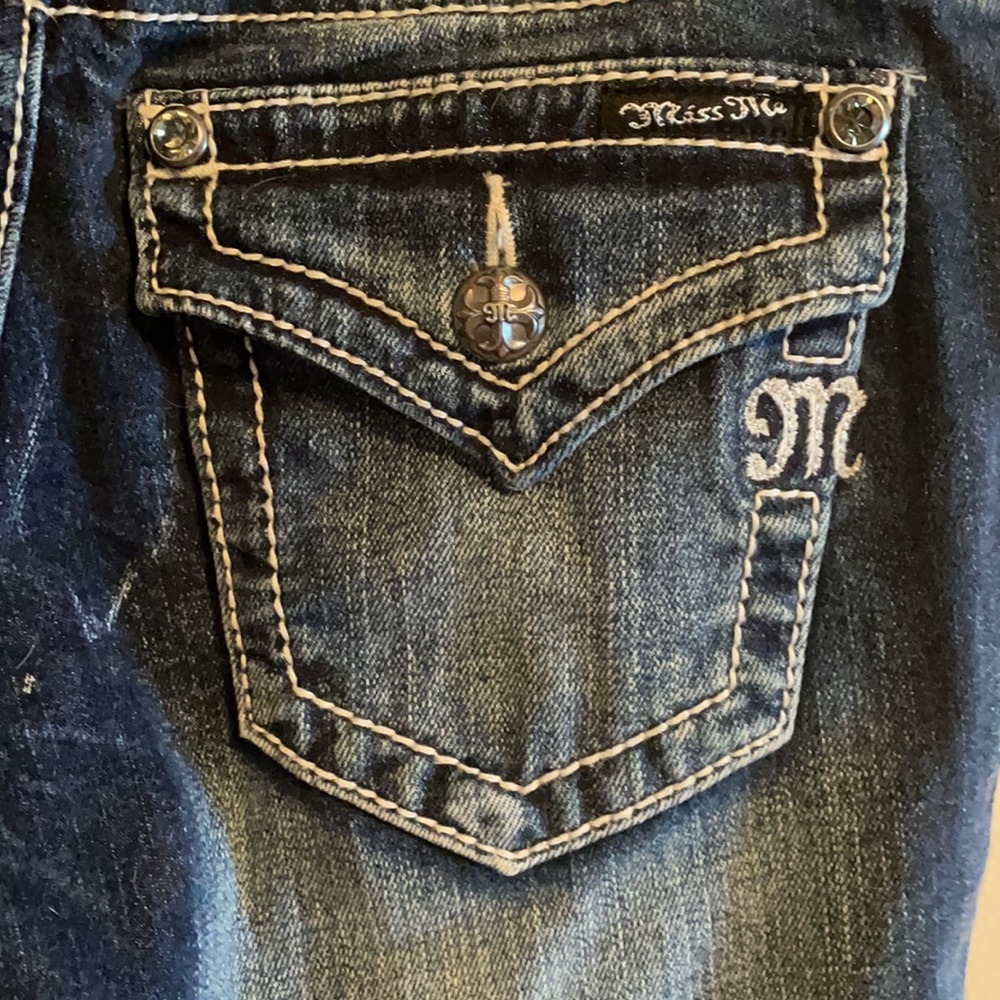 Miss me crop jeans